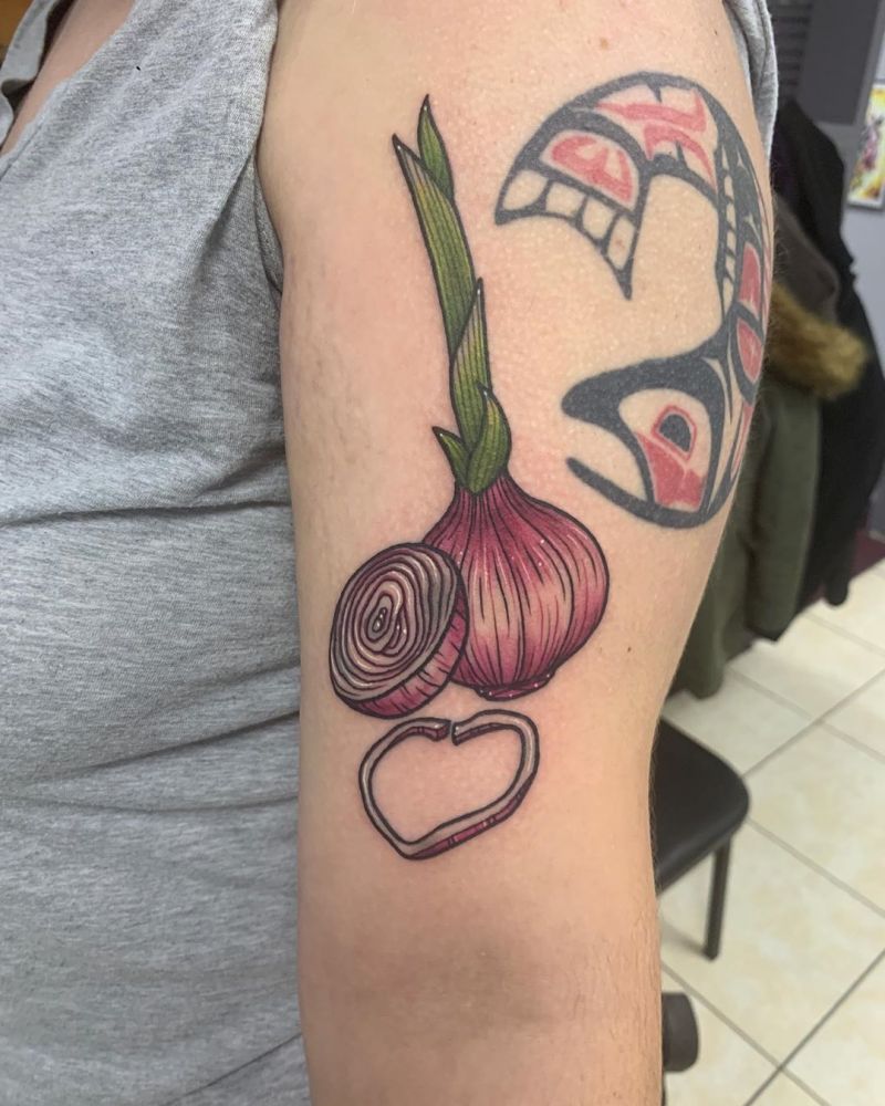 30 Pretty Onion Tattoos for Your Inspiration