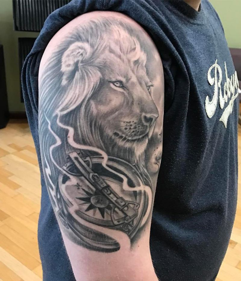 30 Unique Lion and Compass Tattoos for Your Inspiration