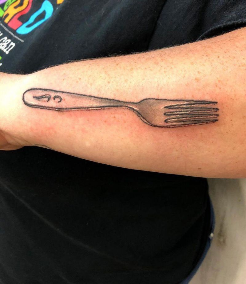 30 Pretty Fork Tattoos You Can't Help Trying