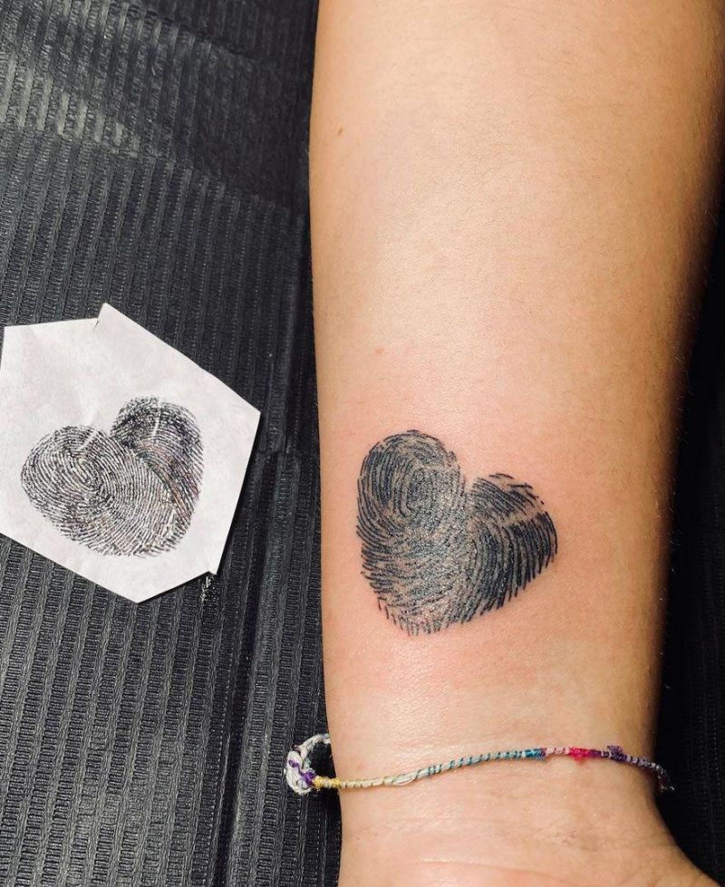 30 Pretty Fingerprint Tattoos Let You Remember The Most Important ...